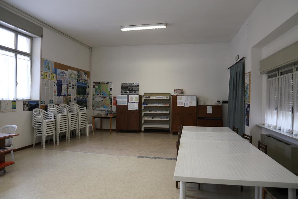 Ostello Della Gioventu Benacus Riva del Garda מראה חיצוני תמונה