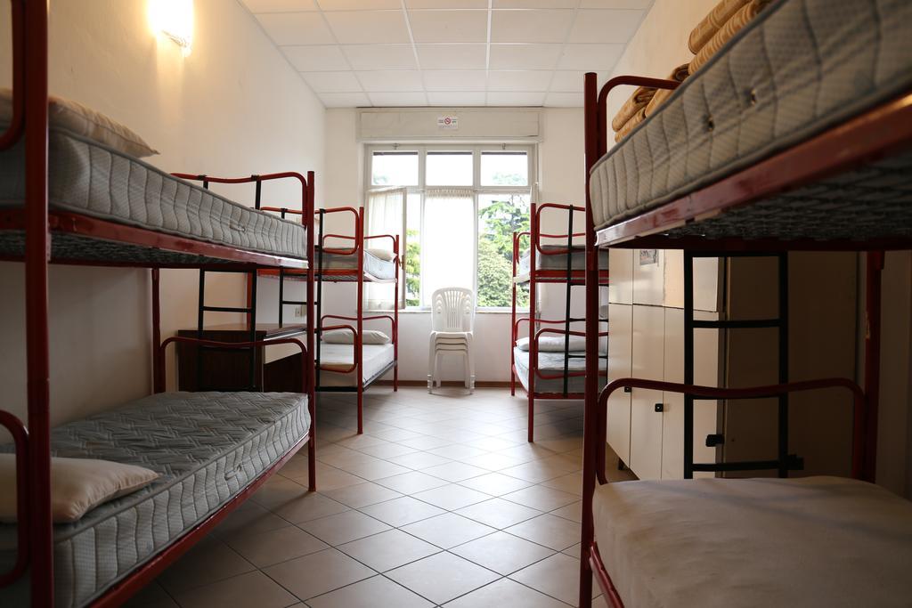 Ostello Della Gioventu Benacus Riva del Garda מראה חיצוני תמונה